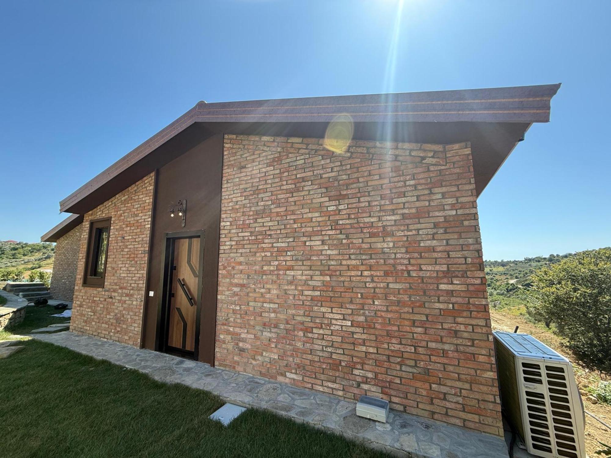 Bujtina Ajazi Casa de hóspedes *